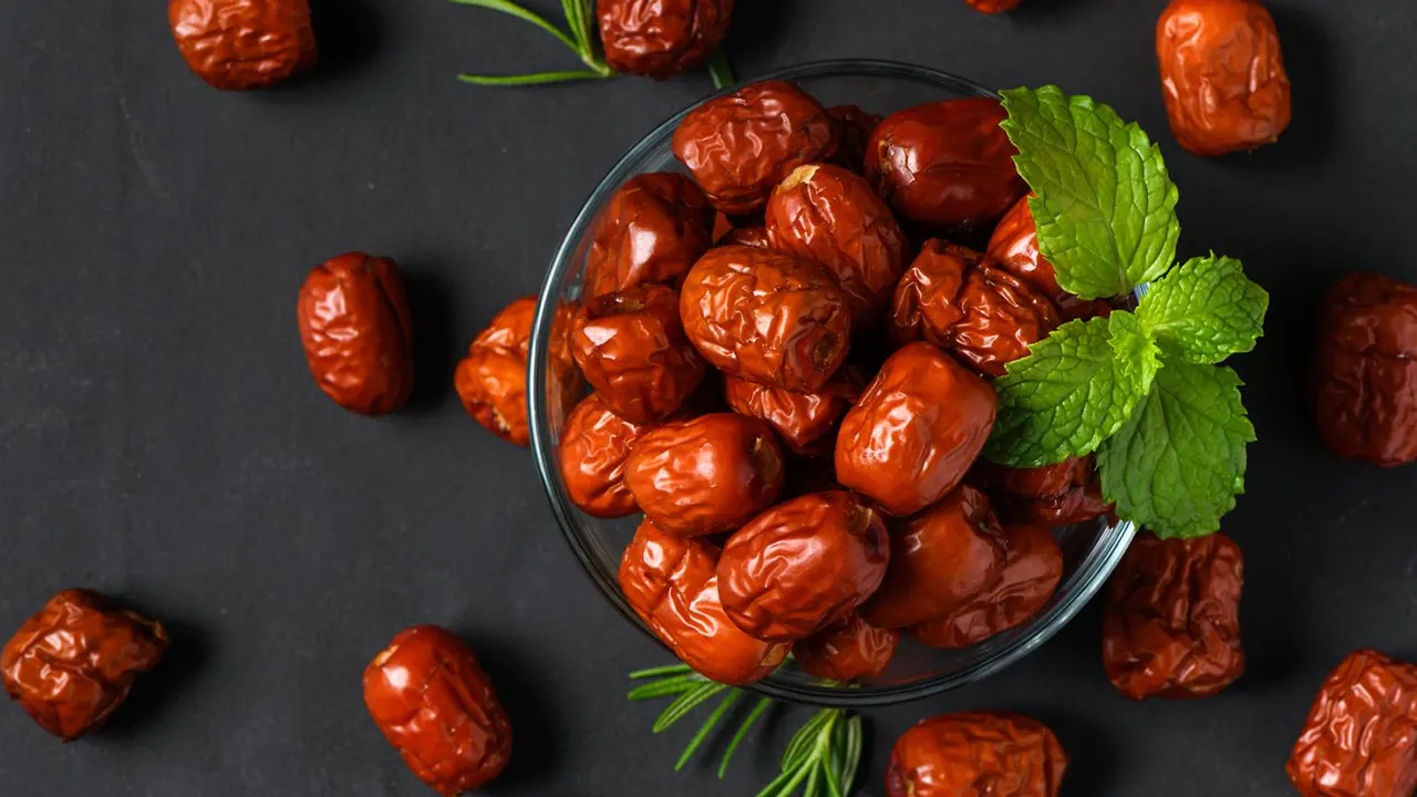 عناب بیرجندی درجه یک بسته یک کیلویی